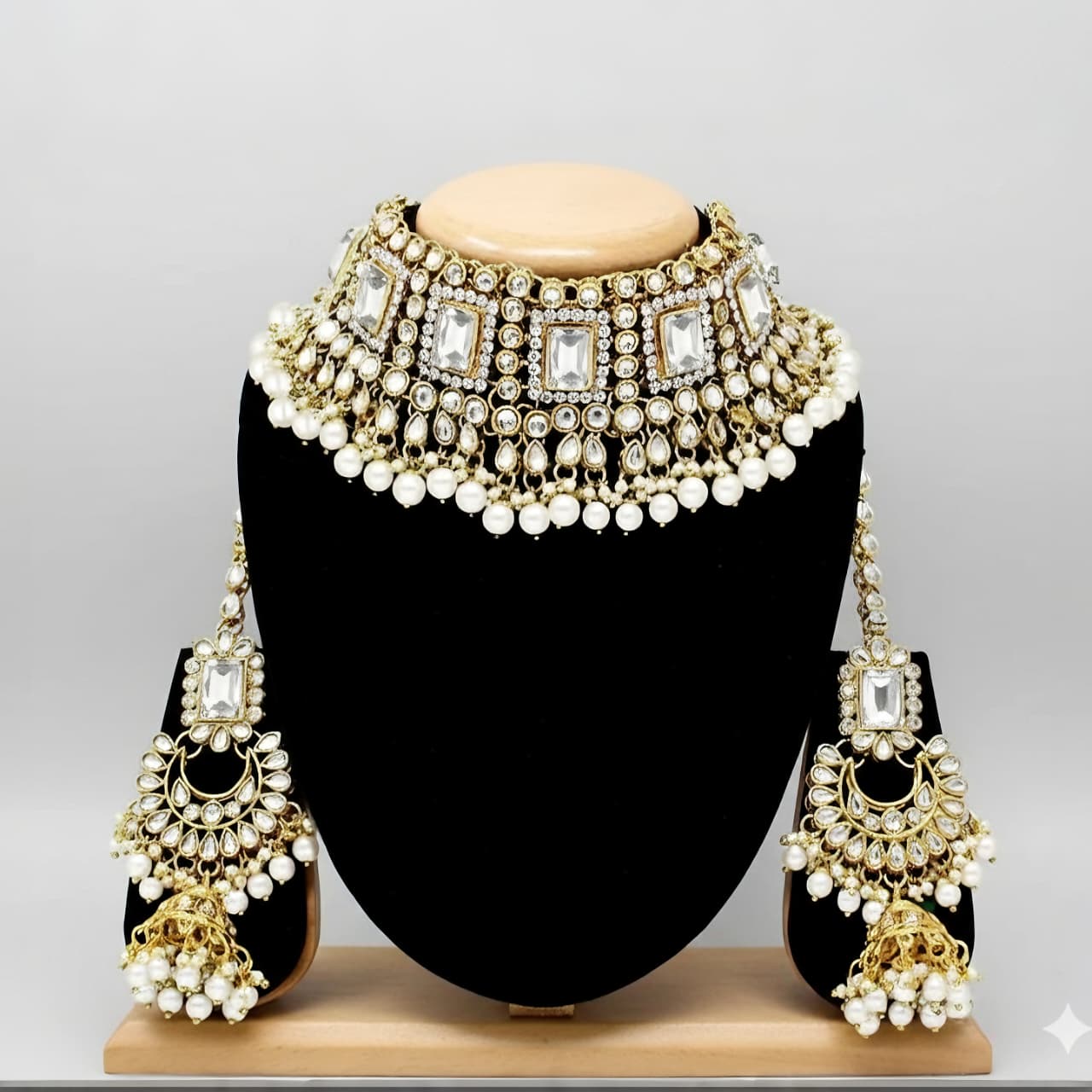 Luxury Kundan & Pearl Bridal Necklace Set with Earrings
