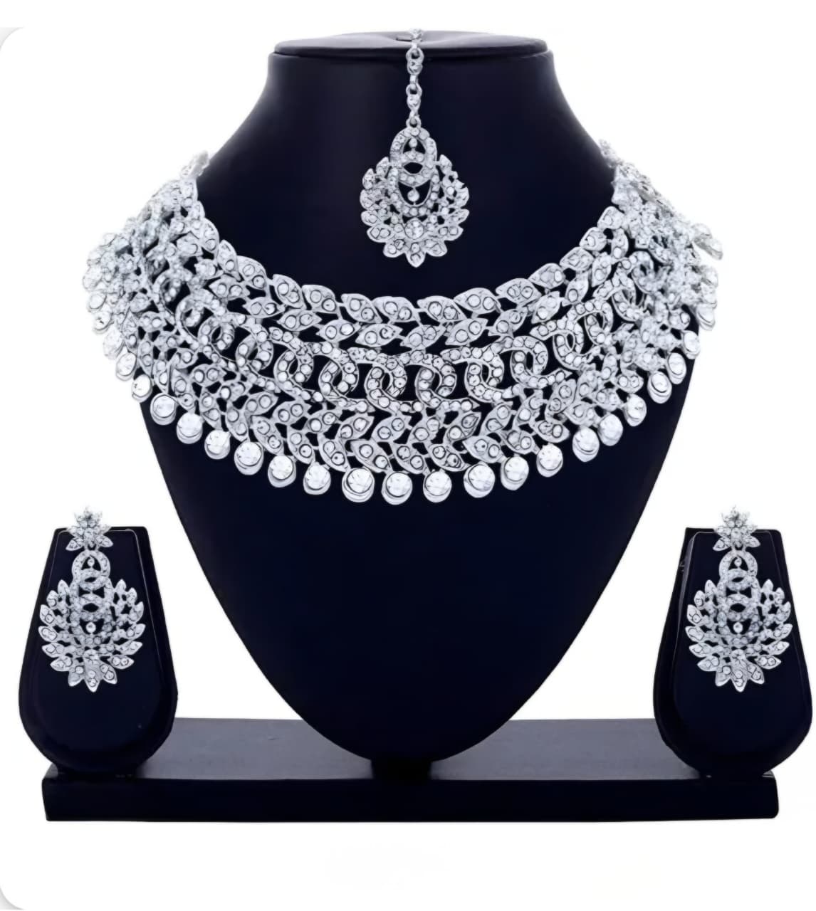 Grand Bridal Choker Necklace Set with Earrings & Maang Tikka – Heavy Stone Wedding Jewelry